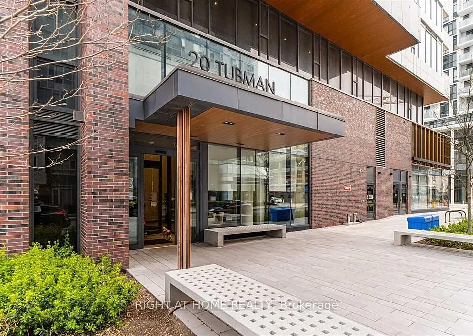 20 Tubman Ave #209