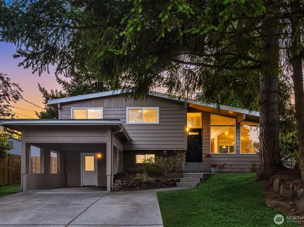 18710 64th Avenue W, Lynnwood, WA 98037