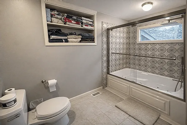 2470 Crooked Lake Rd — Photo 22