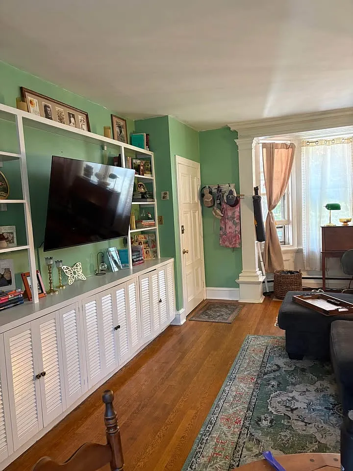 2 bed, 1100 sqft, $2,295 — Photo 1