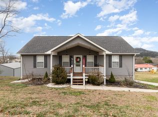 164 McCall St, Carthage, TN 37030