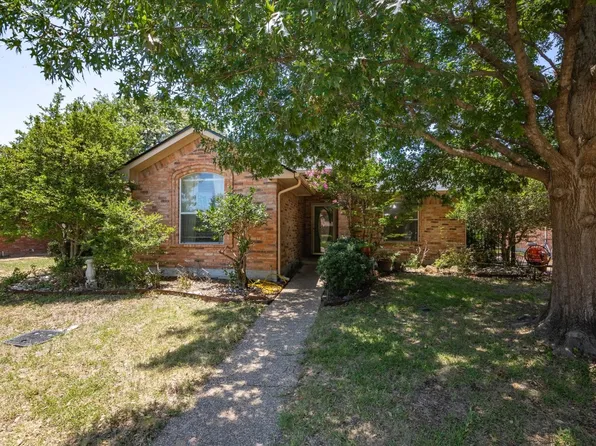 627 Tulane Dr, Waxahachie, TX 75165