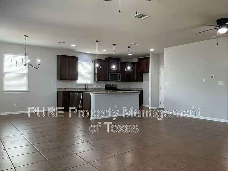 161 Nogalito Way — Photo 11