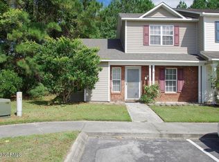 401 Meadowbrook Ln, Jacksonville, NC 28546