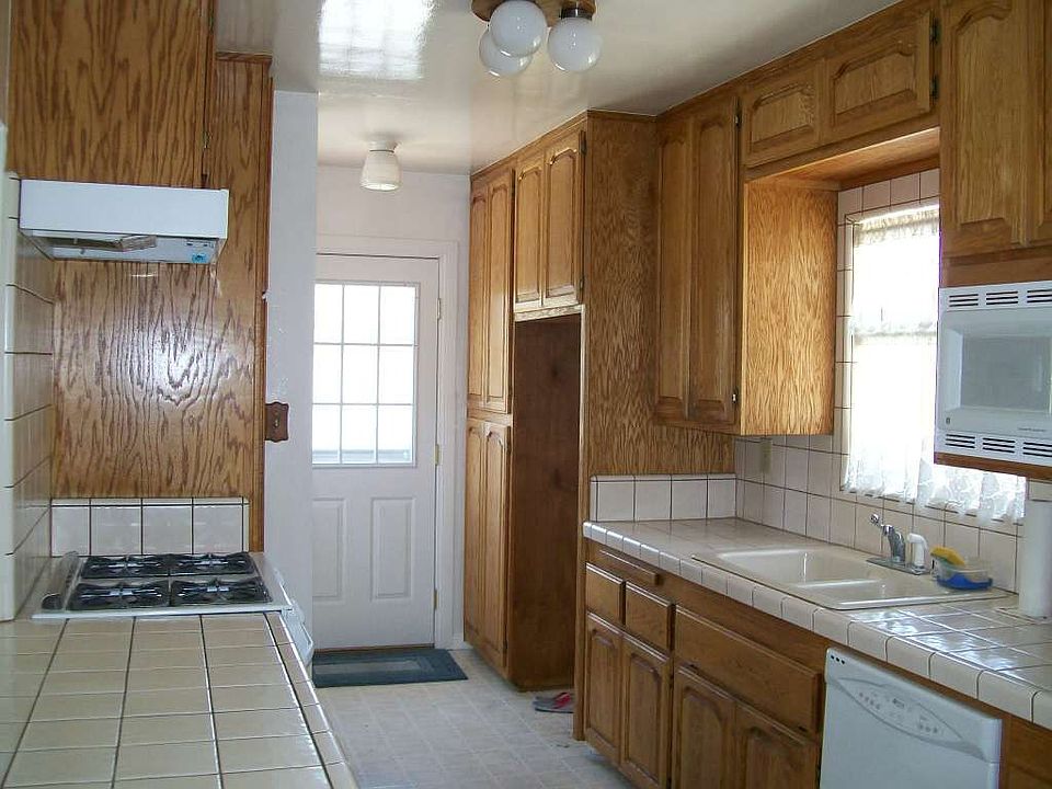 2nd image of 5724 Yearling St