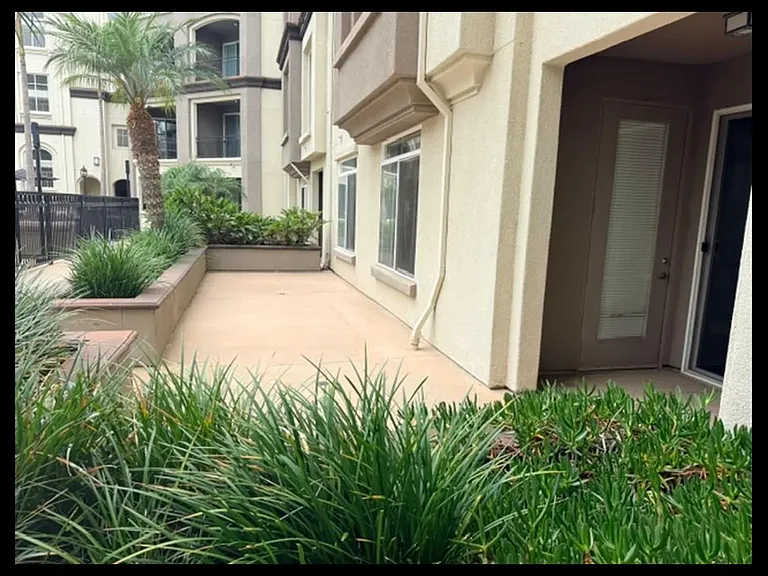 9229 Regents Rd #L127 — Photo 12