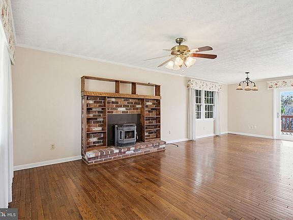 3rd image of 603 Yorkminster Ct
