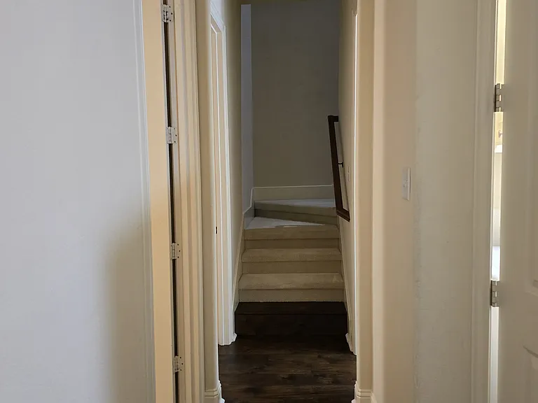 7924 Osborn Pkwy — Photo 23