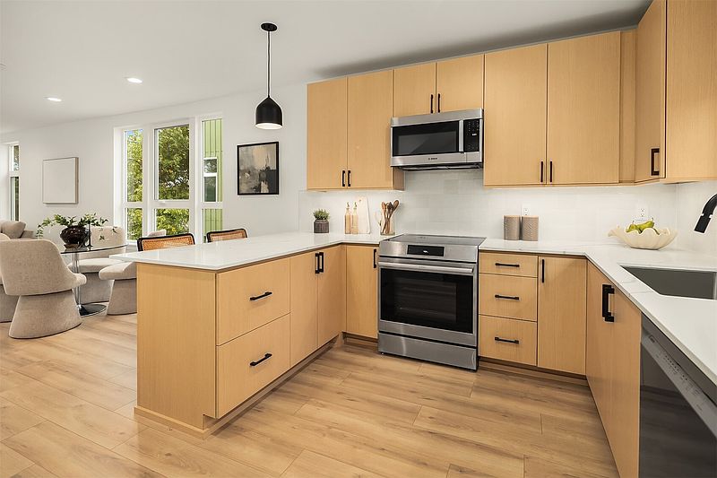 2nd image of 803 NE 71st Street