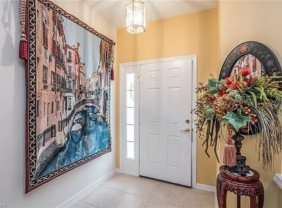 3rd image of 1039 Albany Ct #213