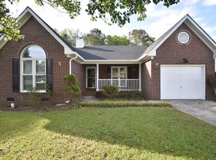 6580 Applewhite Rd, Fayetteville, NC 28304