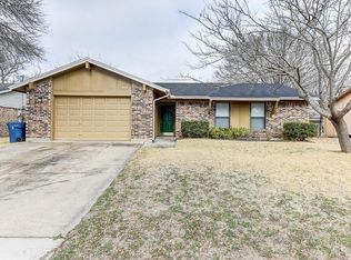 810 Catherine St, Seagoville, TX 75159