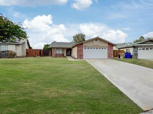 6805 Zelda Way, Bakersfield, CA 93307