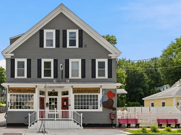 341 High St #3, Newburyport, MA 01950