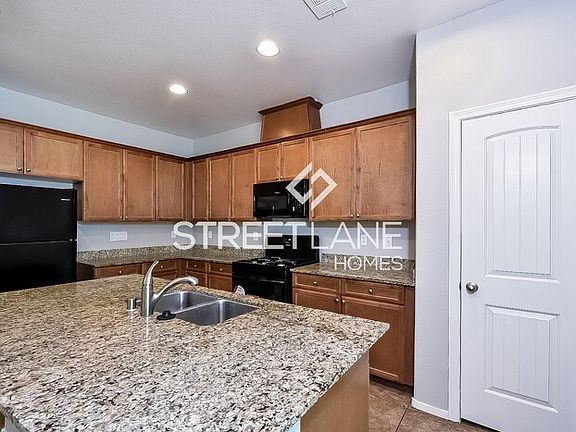 5th image of 4049 Crystal Island Ave