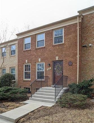 2nd image of 3122 Barnard Ct
