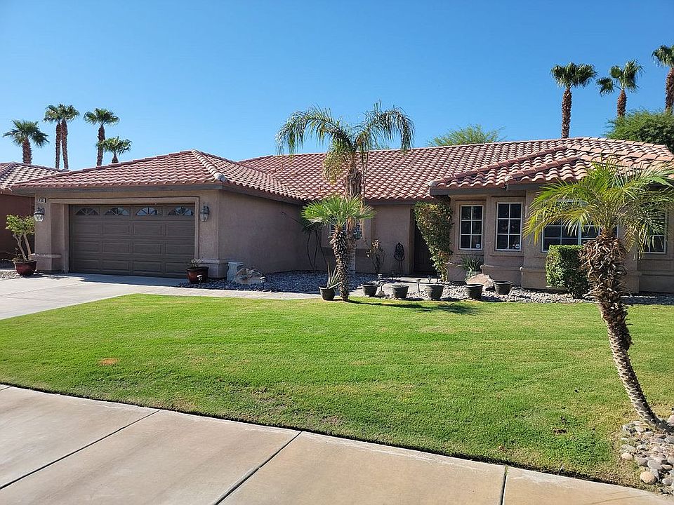 1st image of 78585 Naples Dr