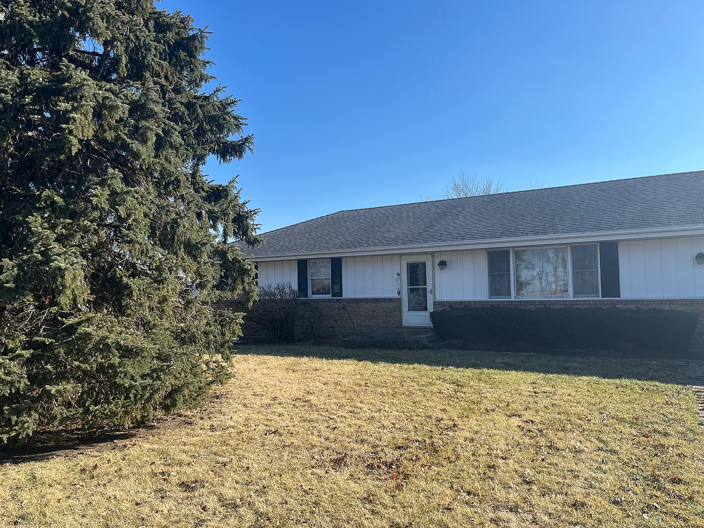 17457 W Spangler Rd photo 1