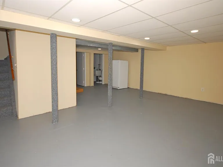21 Rosewood Ct — Photo 25