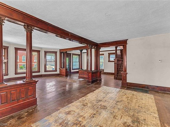 4th image of 416 Washington Ave