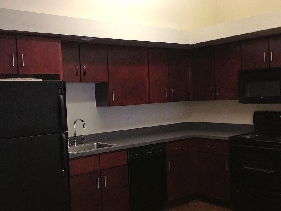 Great counter space