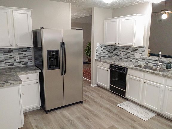 2nd image of 7606 Chasecreek Dr