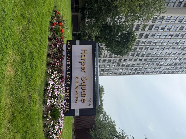 4850 S Lake Park Ave APT 2212, Chicago, IL 60615