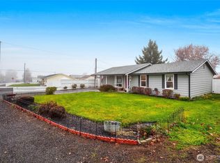 326 W 8th St, Warden, WA 98857