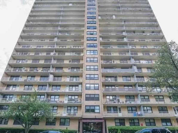 285 Aycrigg Ave APT 7K, Passaic, NJ 07055