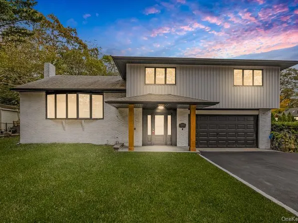 7 Gillette Avenue, Patchogue, NY 11772