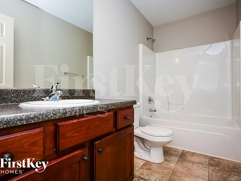 2501 Freemont St — Photo 17