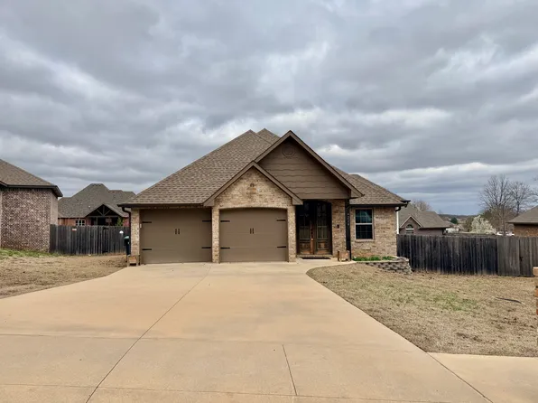 4224 Highland Dr, Tahlequah, OK 74464