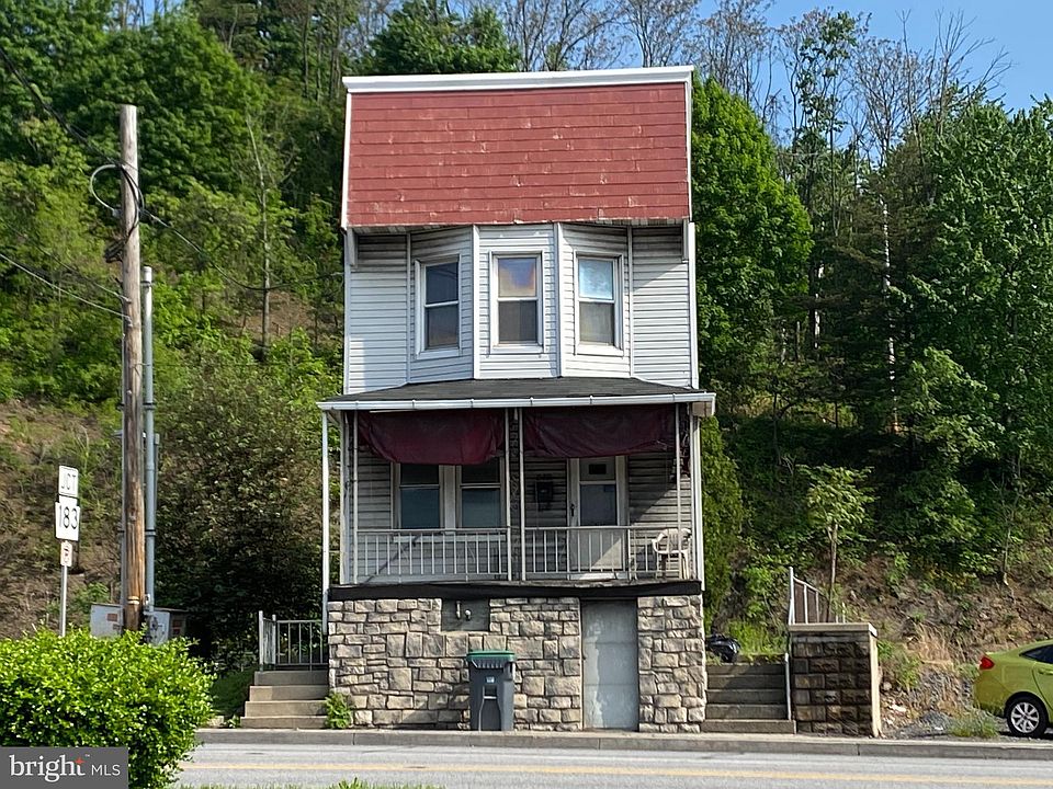 2nd image of 342 Center Ave