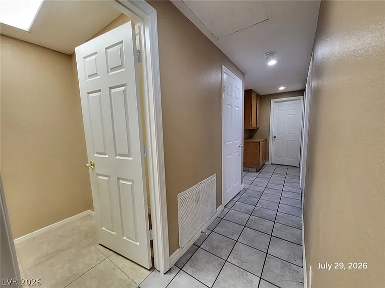 9436 Summer Rain Dr — Photo 10