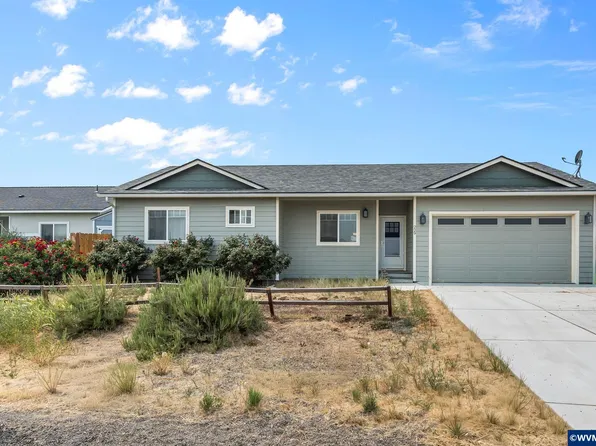 229 Alfalfa Dr, Culver, OR 97734