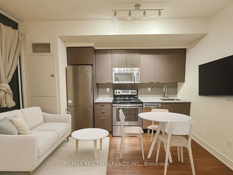 88 Sheppard Ave E #209 — Photo 11