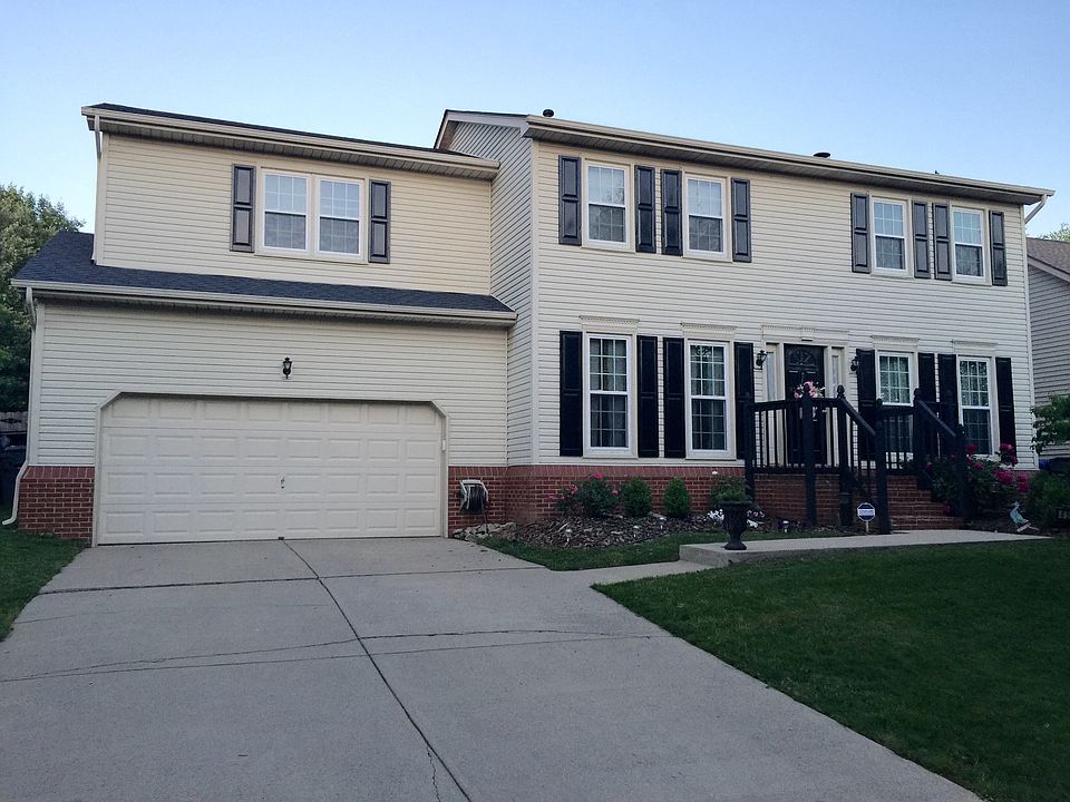 1st image of 4536 Clubhouse Dr