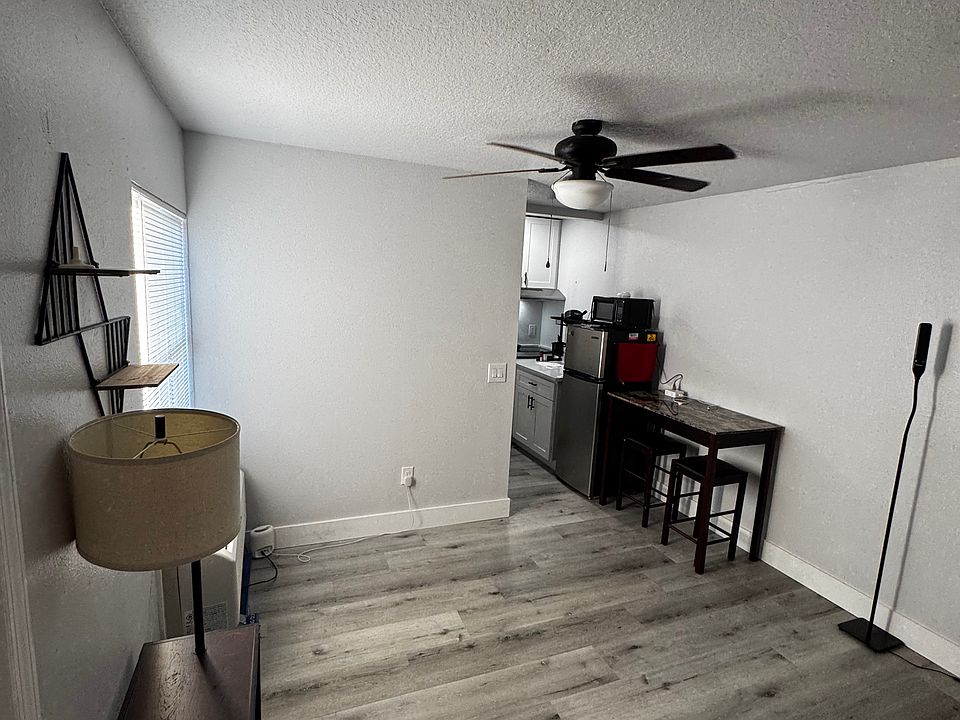 1st image of 677 Orchid Dr Unit B