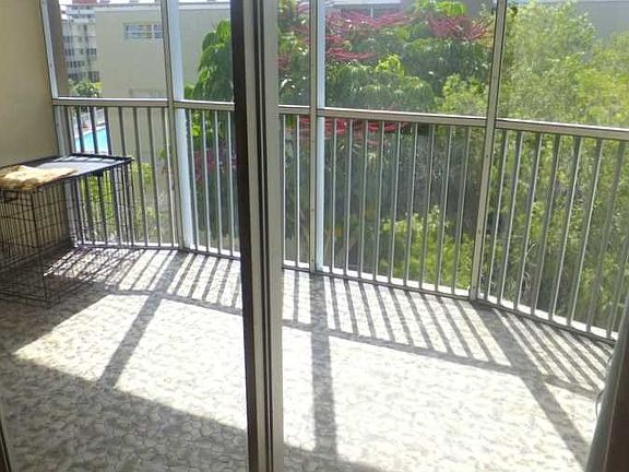 5th image of 1690 NE 191st St #4121