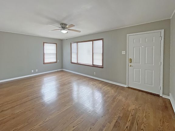 2nd image of 1904 Wismer Ave