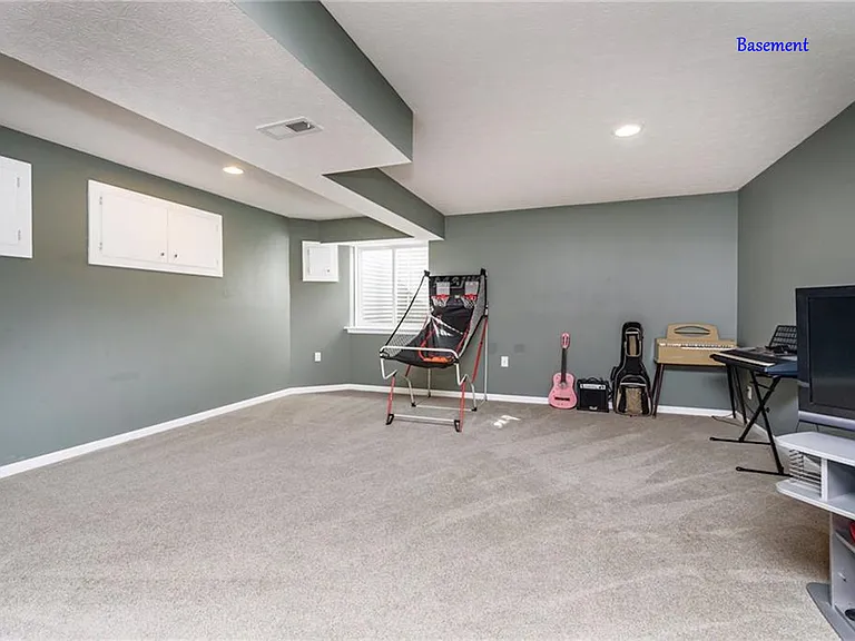 3564 Burlingame Blvd — Photo 30