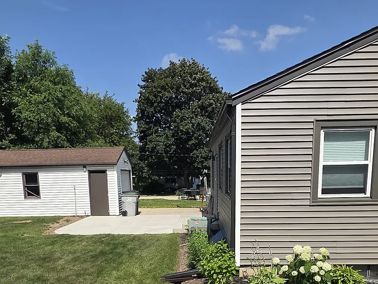 9322 W Mount Vernon Ave — Photo 11