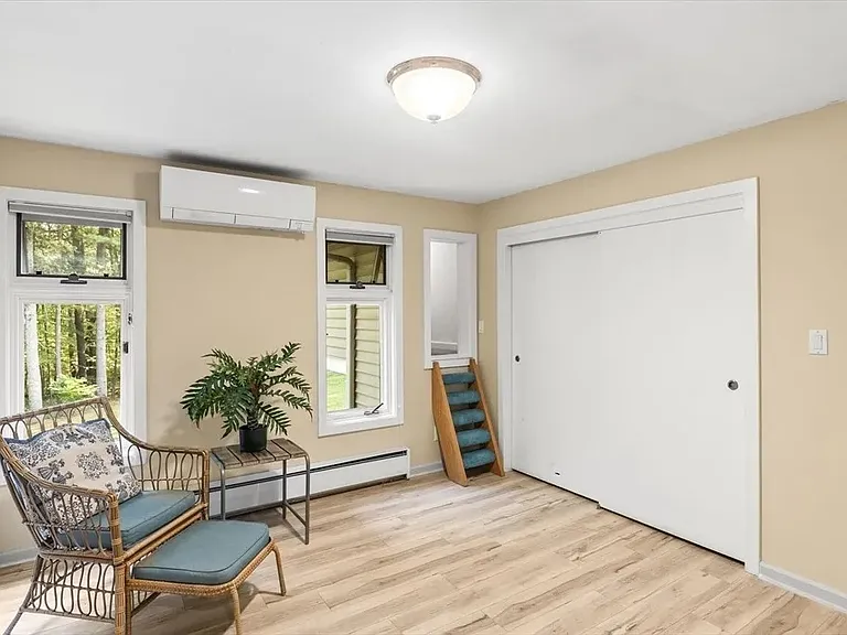 10 Cold Harbor Dr — Photo 30