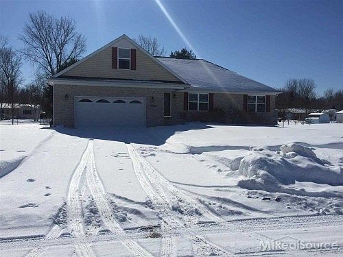 1st image of 4047 Lancaster Dr