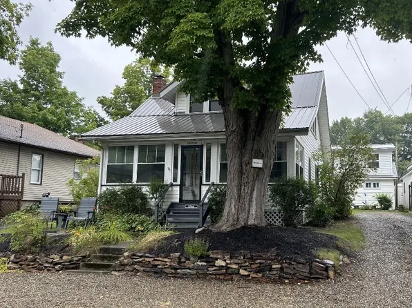 11880 Lakeview Dr, Conneaut Lake, PA 16316