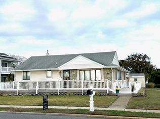 105 Beach Dr N, North Cape May, NJ 08204