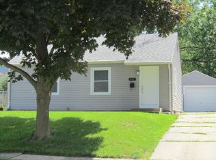 840 Powers Ave NW, Grand Rapids, MI 49504