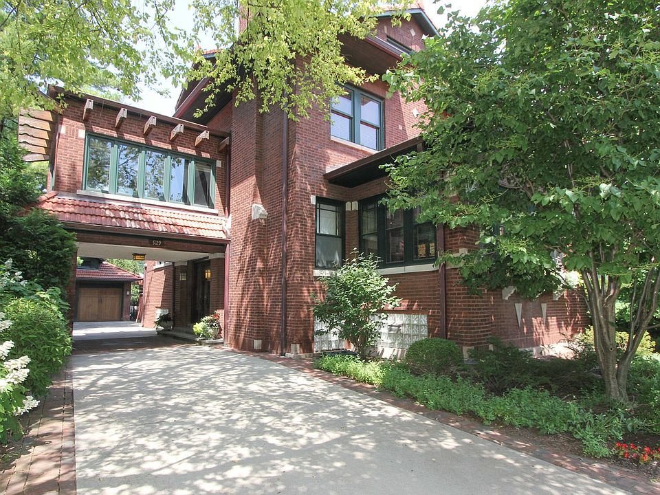 1st image of 929 Fair Oaks Ave