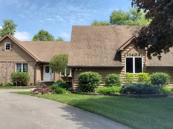 11403 Juniper Ct, Demotte, IN 46310