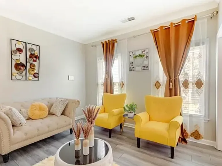 7136 Woodstone Dr — Photo 10
